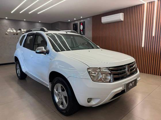 RENAULT DUSTER 2.0 DYNAMIQUE 4X2 16V FLEX 4P AUTOMÁTICO RENAULT DUSTER 2.0 DYNAMIQUE 4X2 16V FLEX 4P AUTOMÁTICO